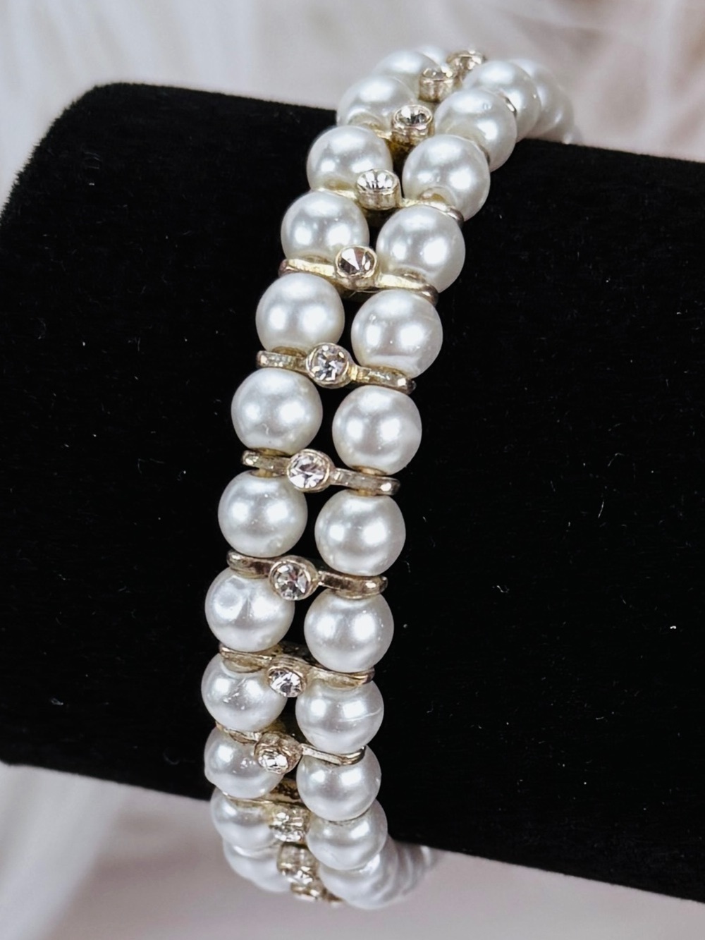 Pretty two strand, faux pearl costume stretch bracelet